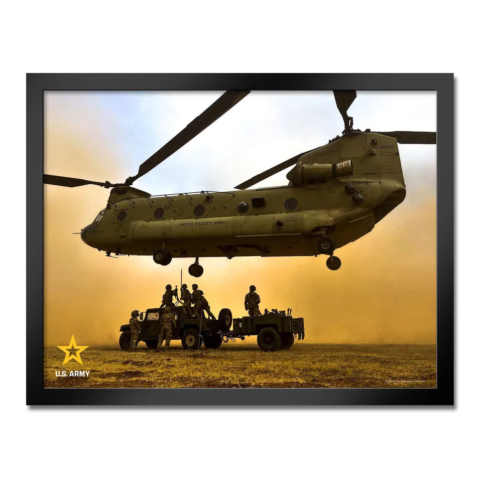 7.62 Design CH-47 Chinook Stampa Incorniciata 14x20 Army