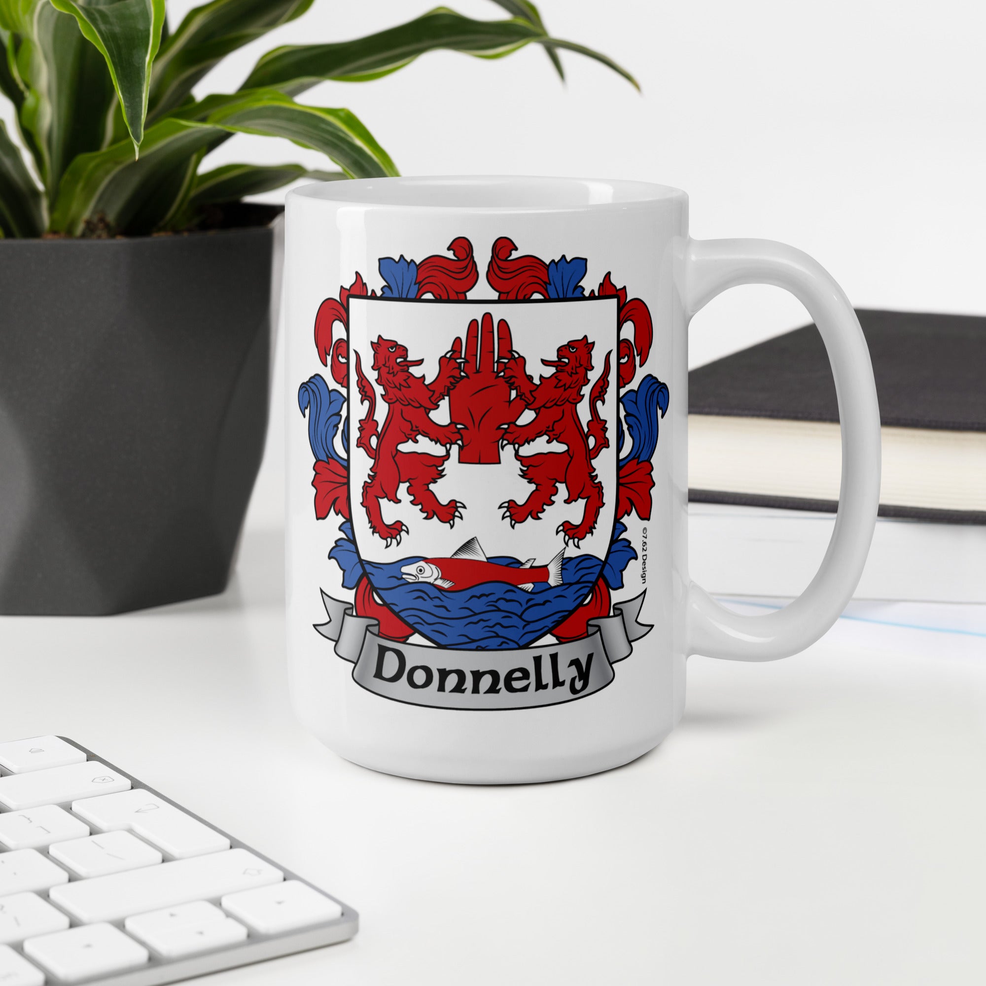 7.62 Design Donnelly Irish Coat of Arms Tazza 440 ml