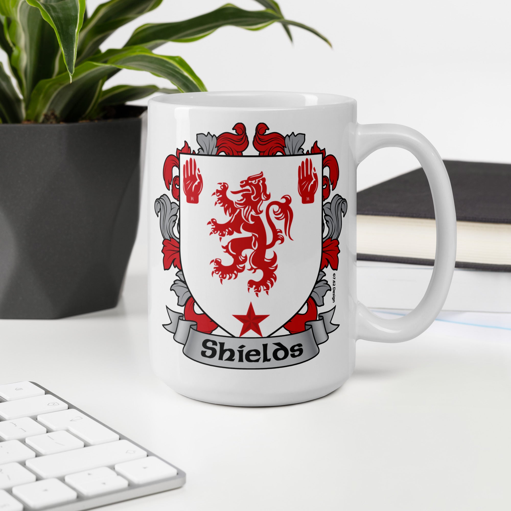 7.62 Design Shields Tazza ceramica 15oz stemma irlandese