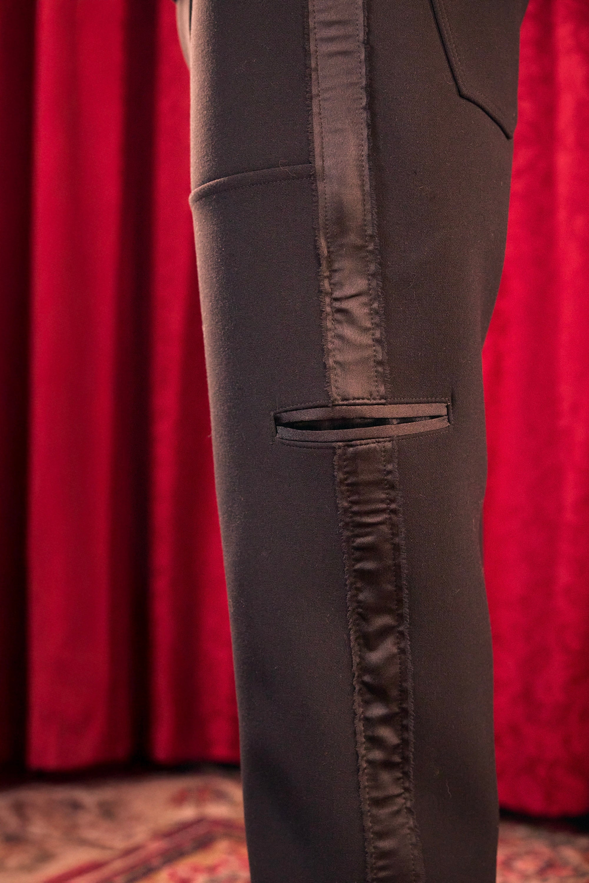 Tiat Occulta bellezza Void pantalone cotone doppiato