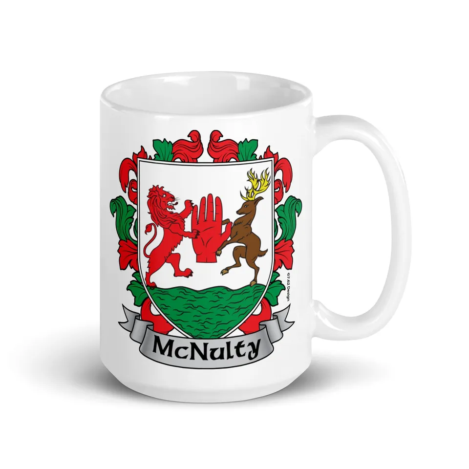7.62 Design McNulty Irish Crest Mug ceramica 15oz stemma