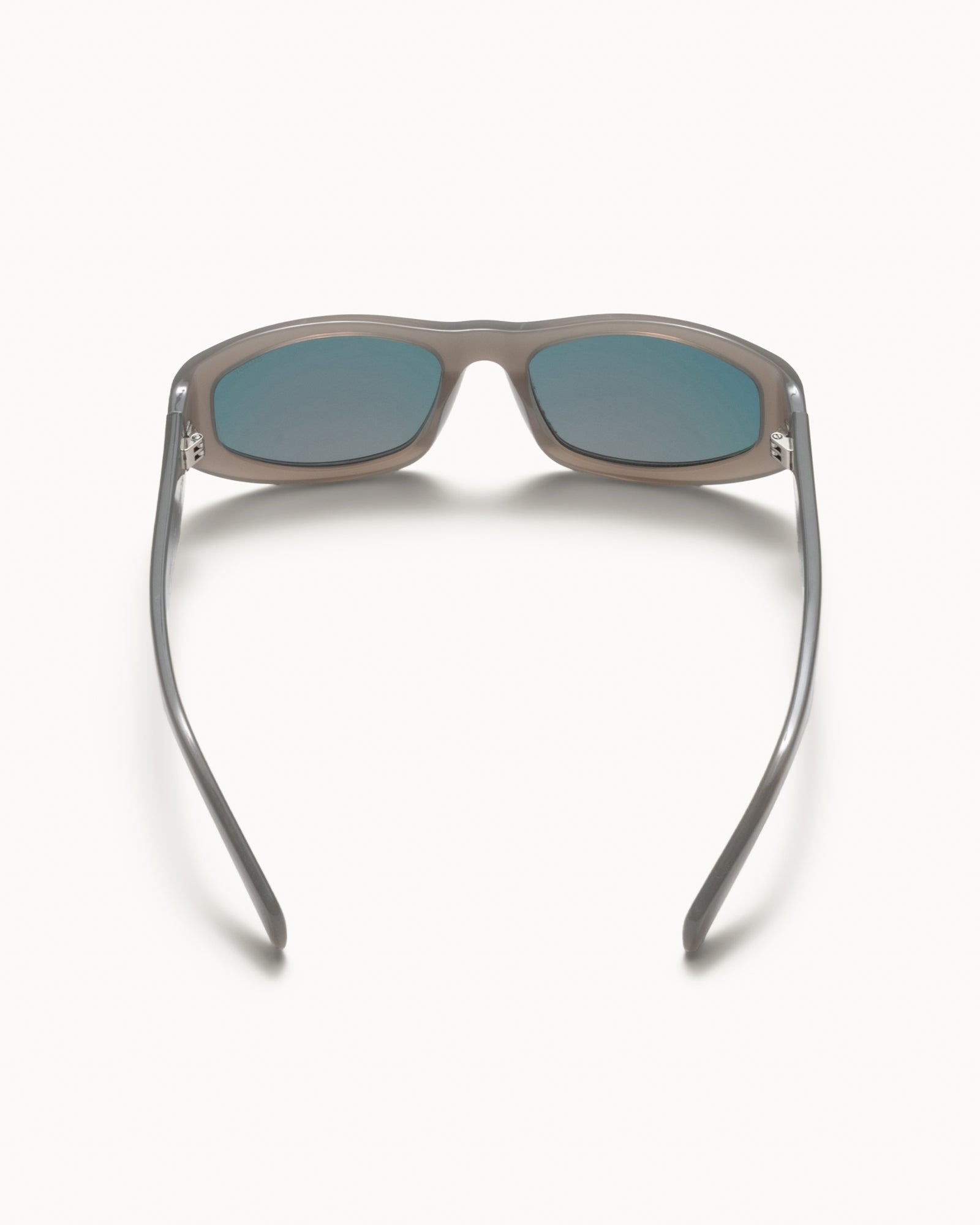 Stussy Accessories Landon Sunglasses occhiali grey silver flare