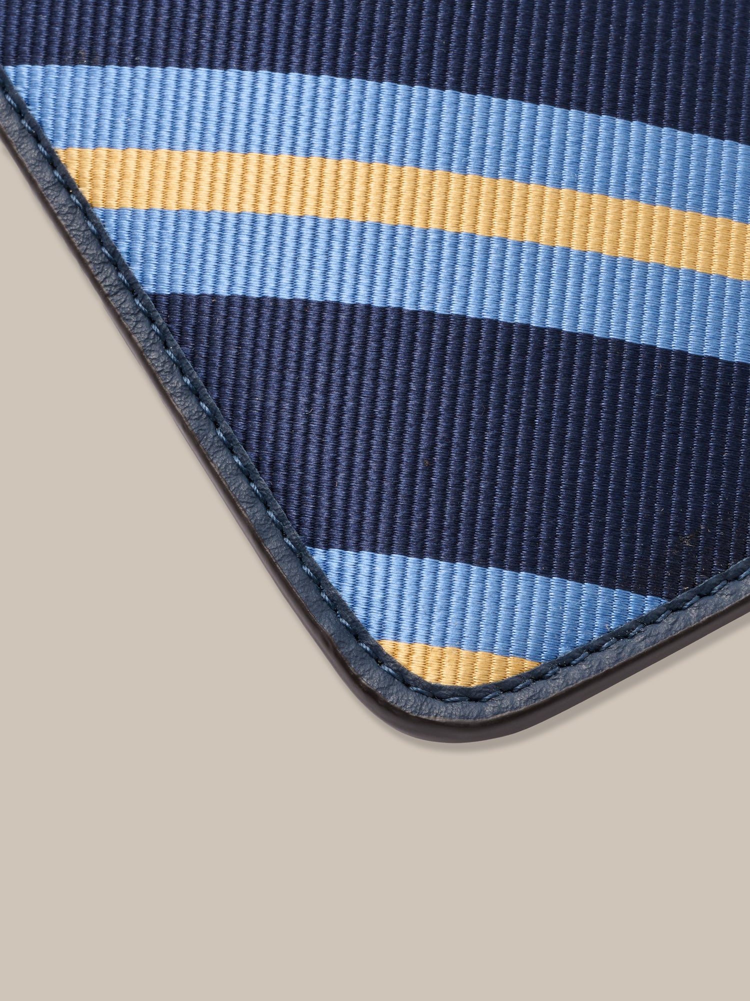 Robert Talbott Brewster Signature Silk Astuccio occhiali Navy Multi