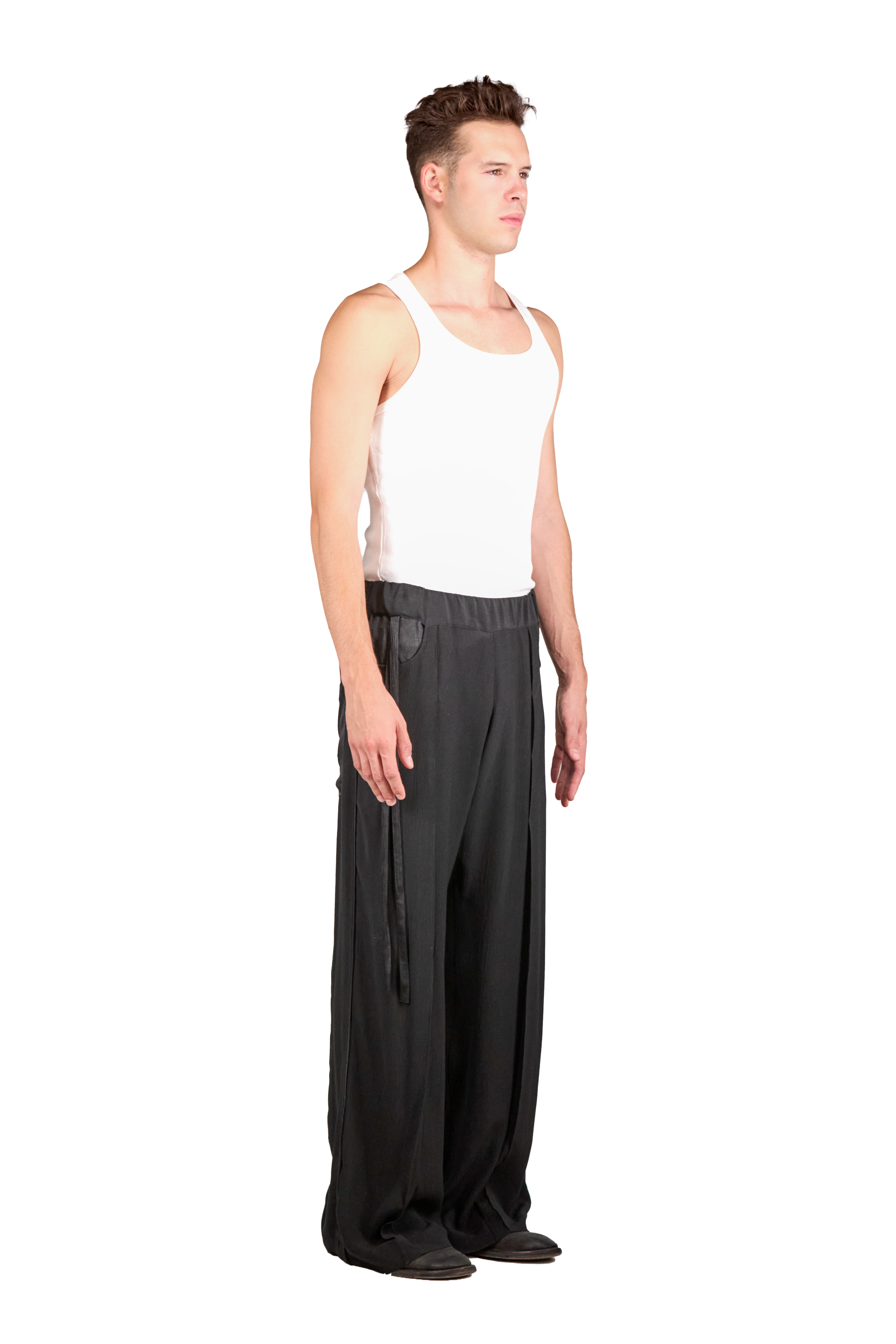 Tiat Occulta bellezza Japonisme pantalone nero pieghe