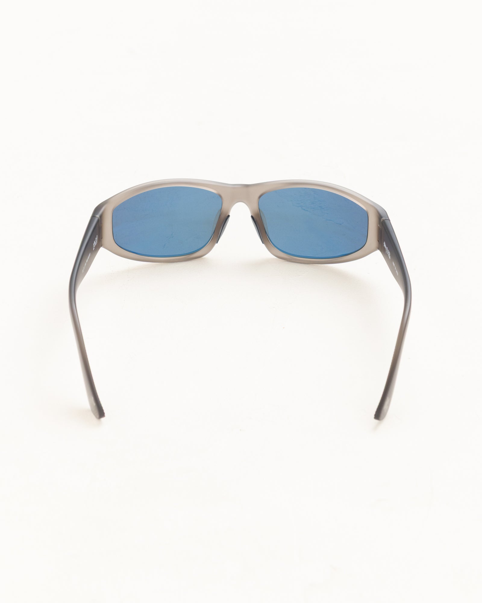 Stussy Leslie occhiali da sole frost grey specchiati polarizzati