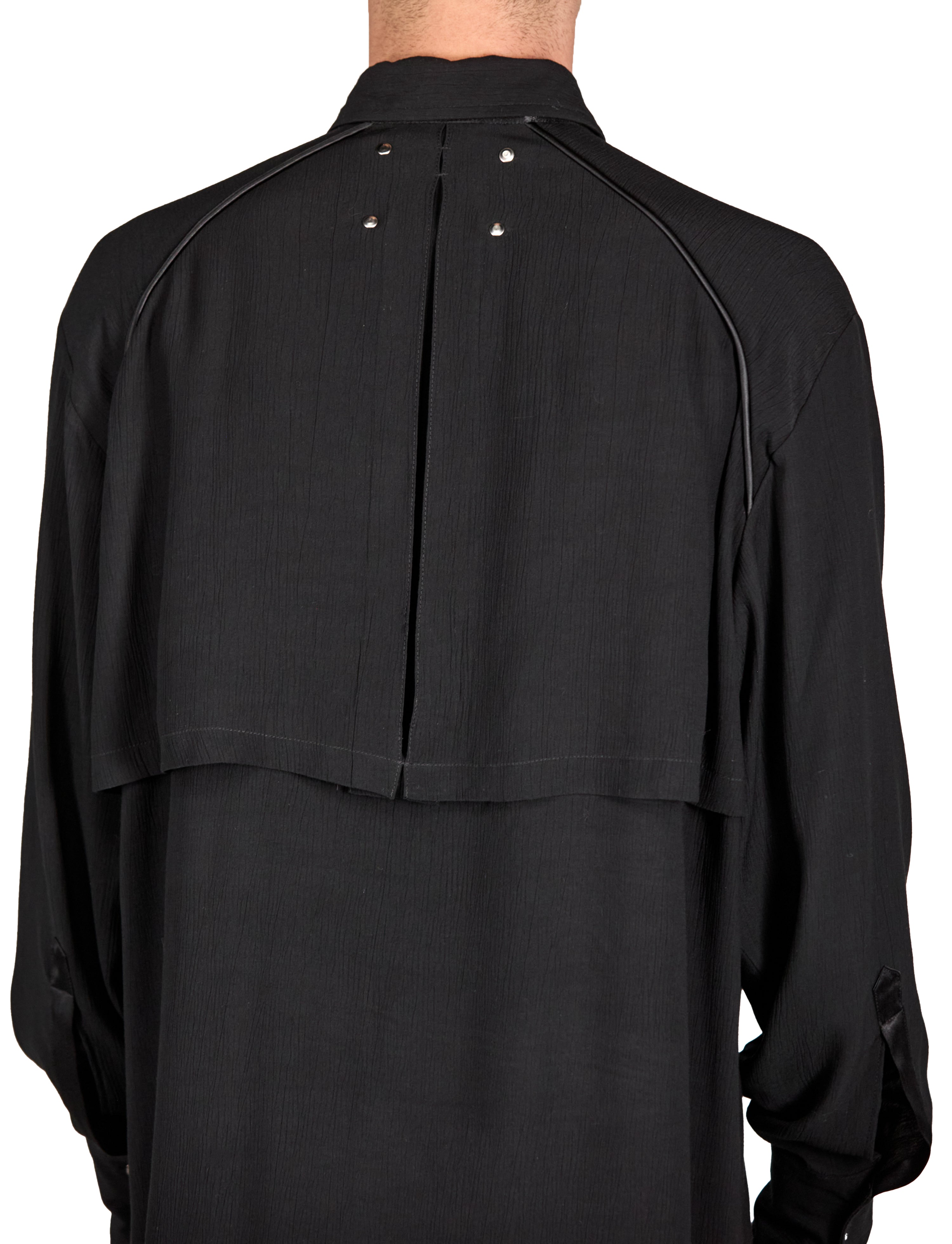 Tiat Occulta bellezza Metal Tag camicia nera viscosa