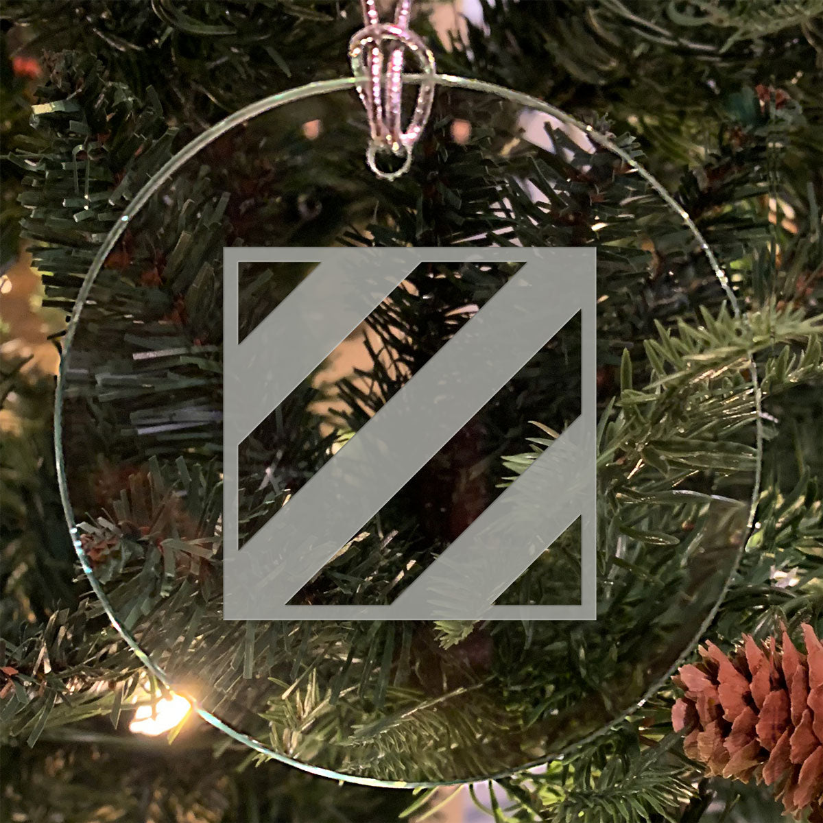 7.62 Design Army pallina natale vetro 7,6 cm incisa USA