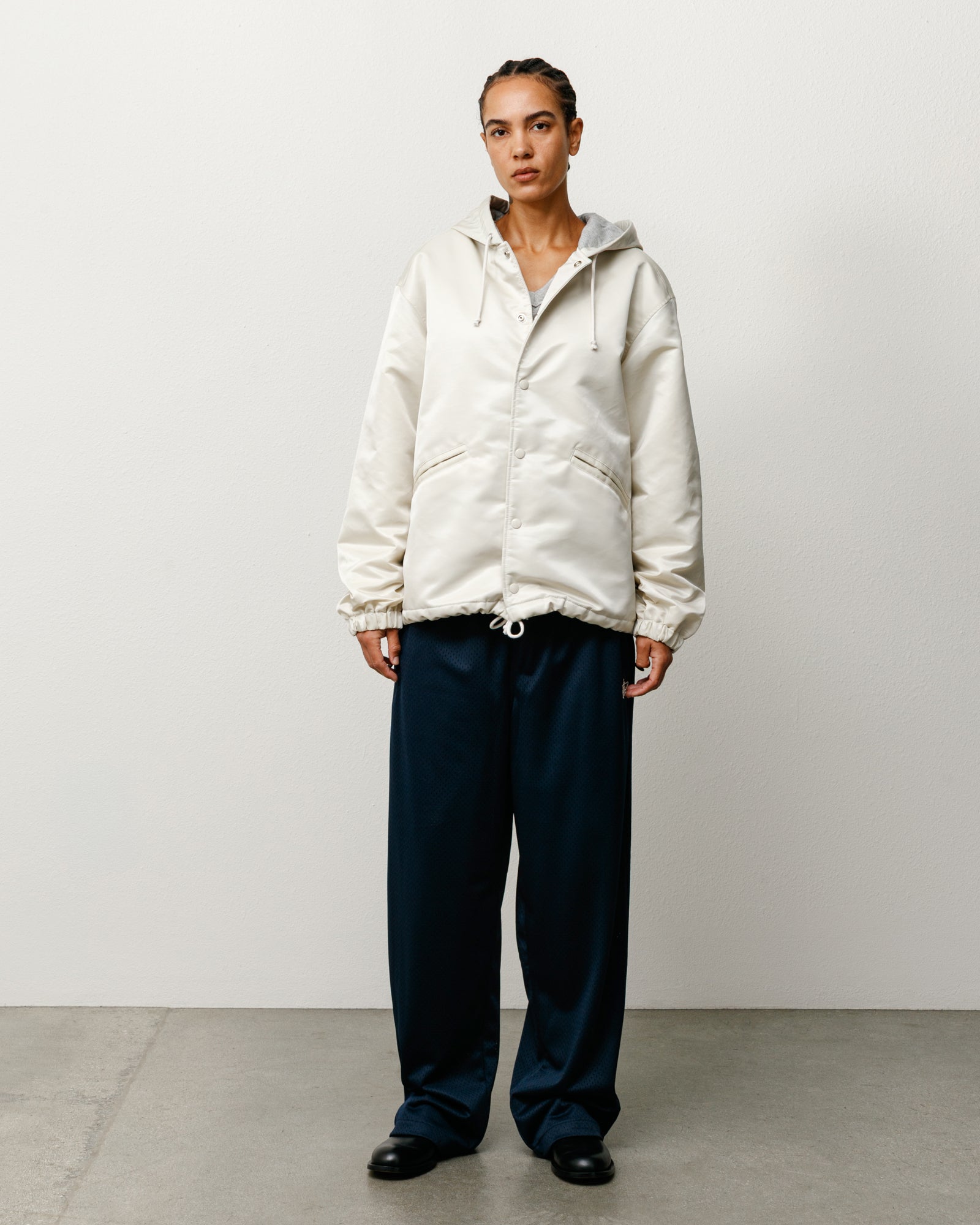Stussy Hooded Coaches Jacket giacca bone nylon satinato