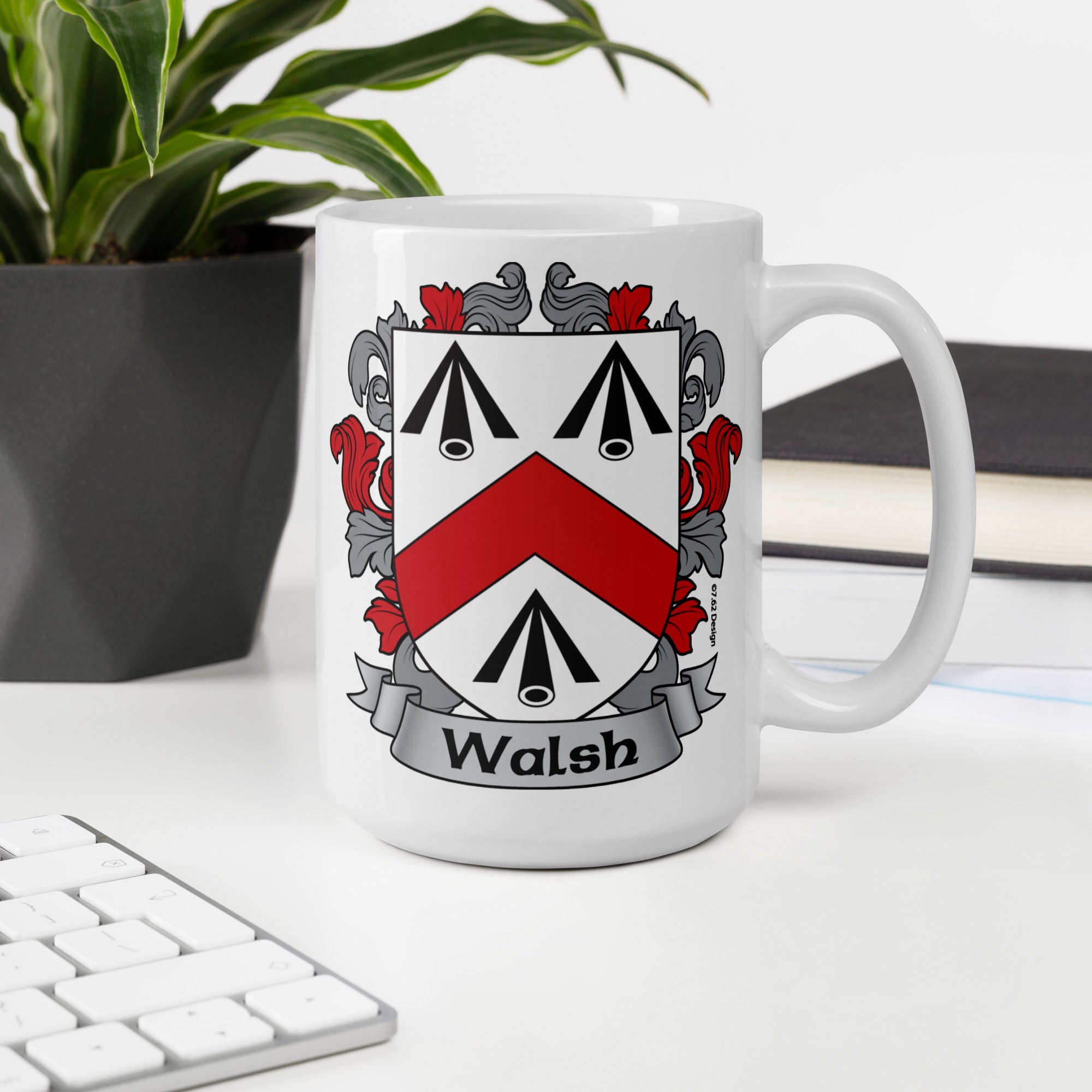 7.62 Design Walsh Tazza Mug Ceramica 15 oz Stemma Irlandese
