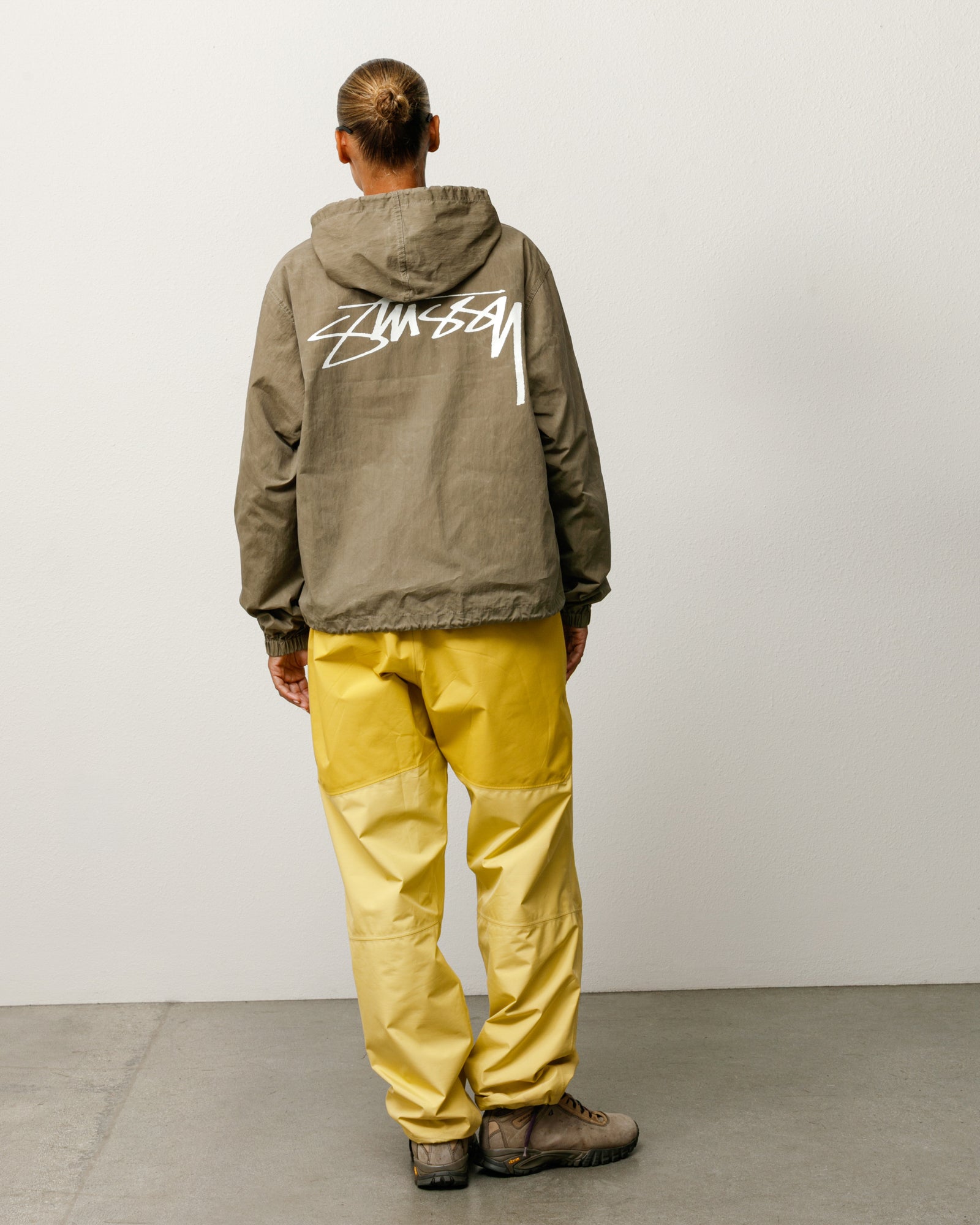 Stussy Outerwear Waxed Cotton Beach Shell giacca oliva XL