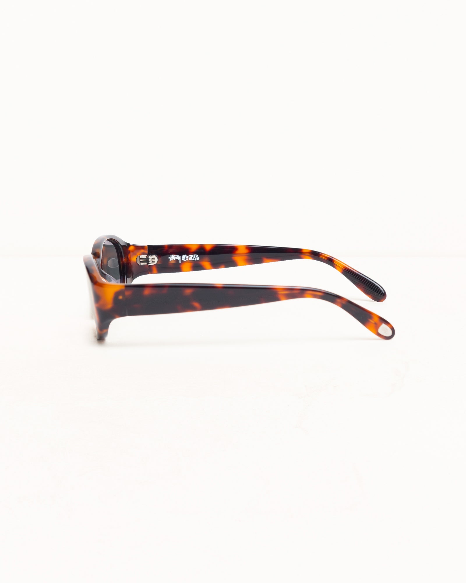 Stussy Roman occhiali da sole tartarugato marrone UV