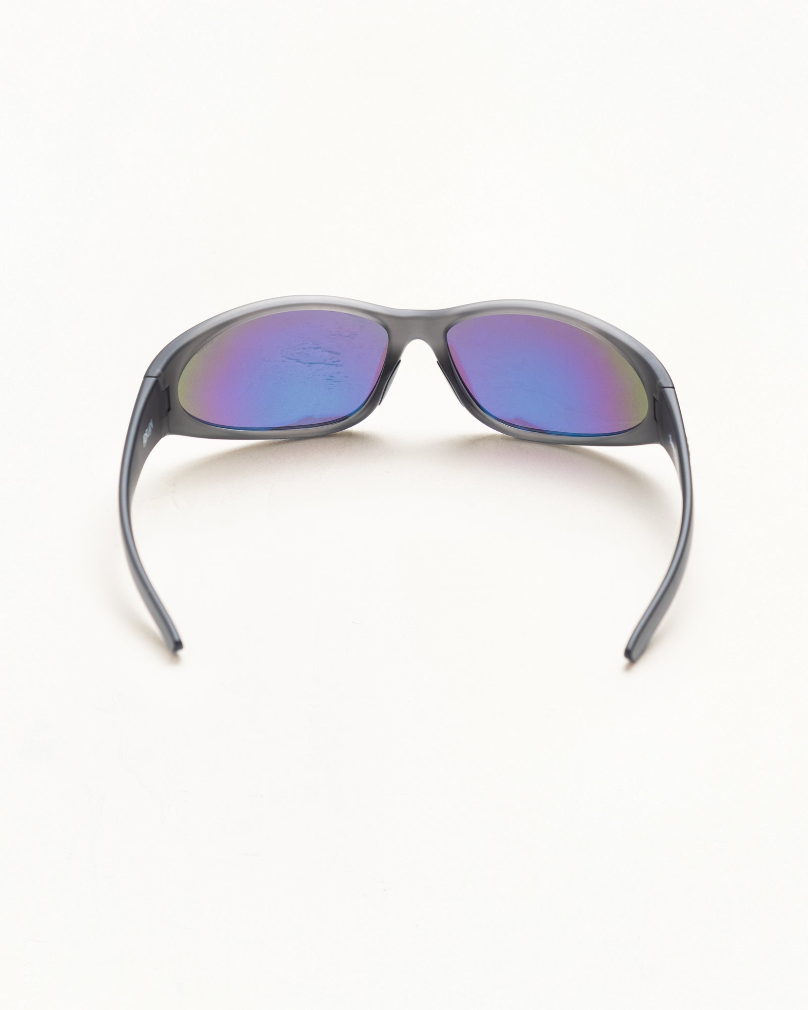 Stussy Adrian Sunglasses occhiali grigi lenti verdi