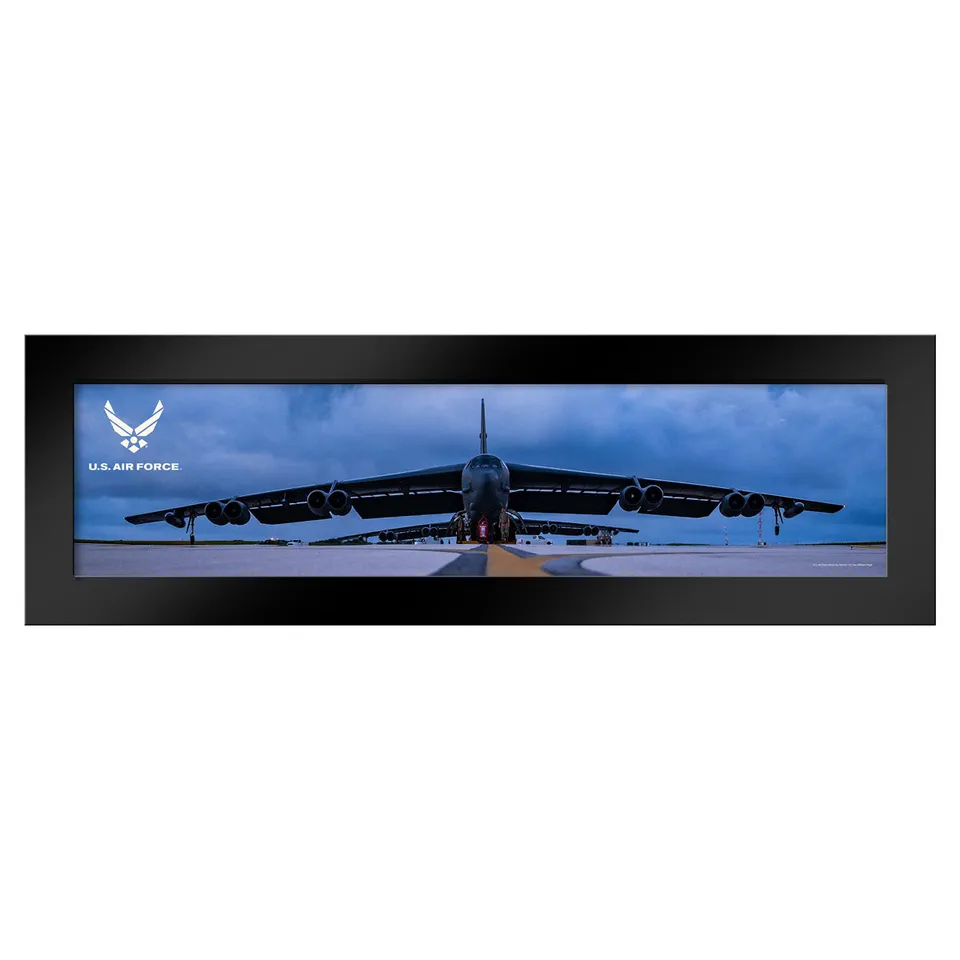 7.62 Design B-52 U.S. Air Force stampa incorniciata 25 pollici