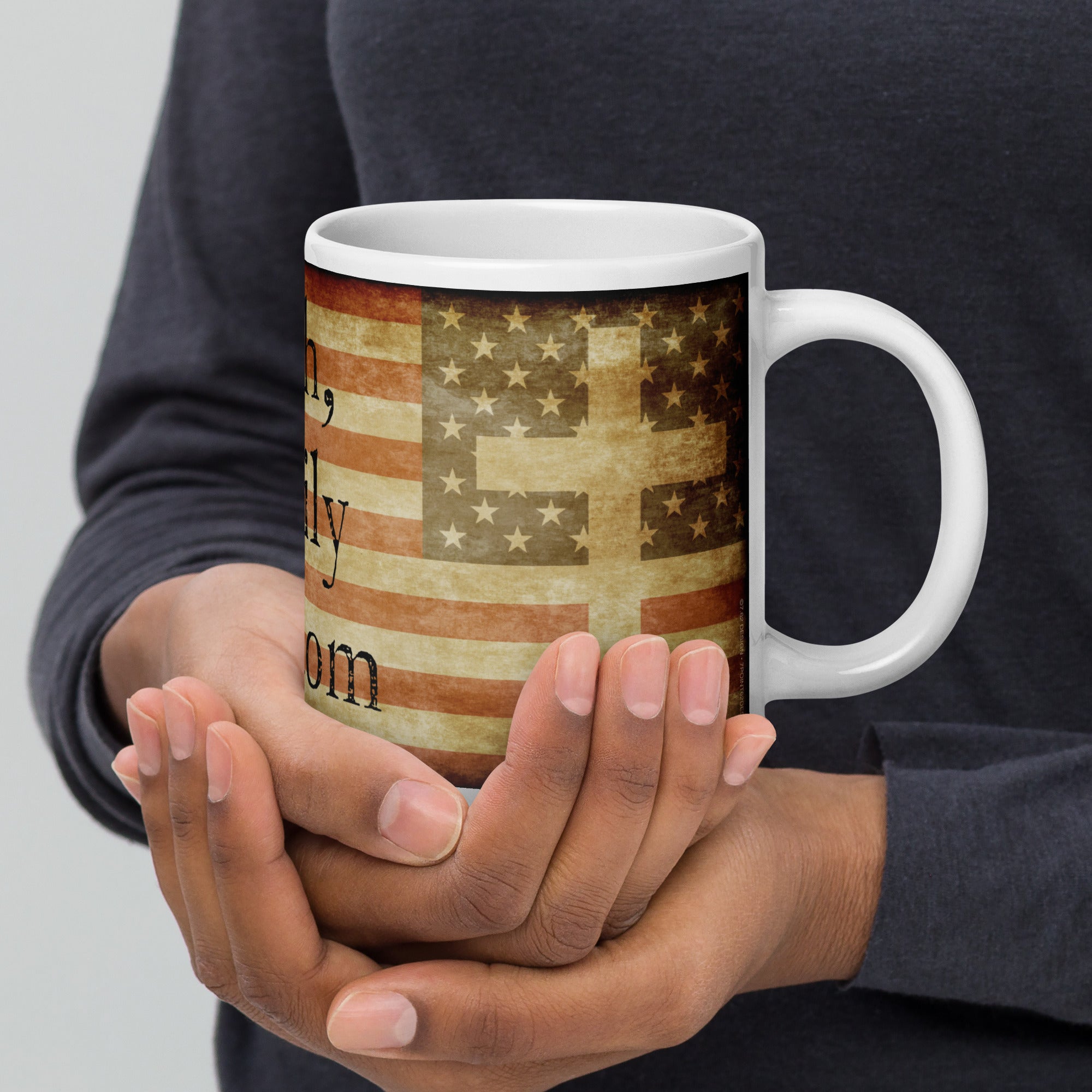 7.62 Design Faith Family Freedom tazza ceramica 591 ml bianca