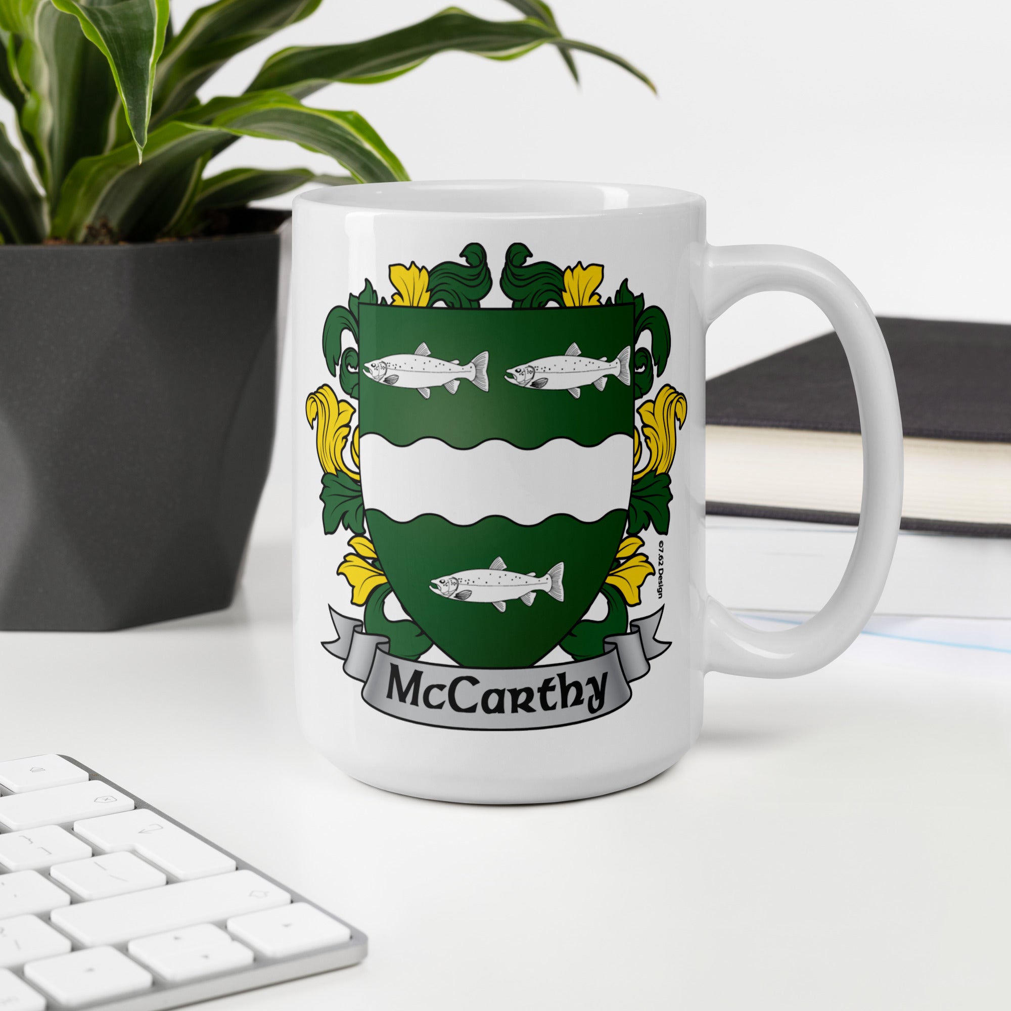 7.62 Design McCarthy tazza ceramica 15oz stemma irlandese