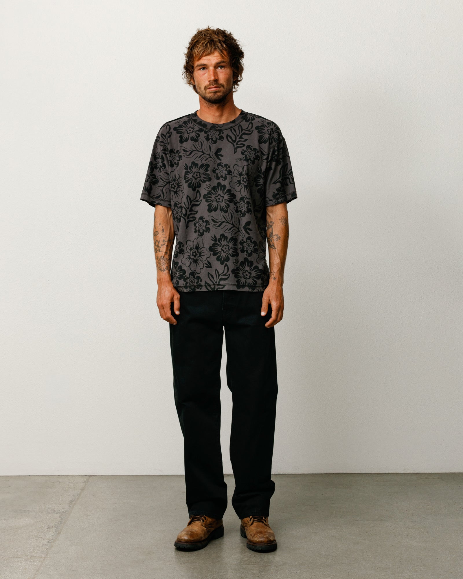 Stussy Lazy Floral Tee t-shirt Vintage Black floreale