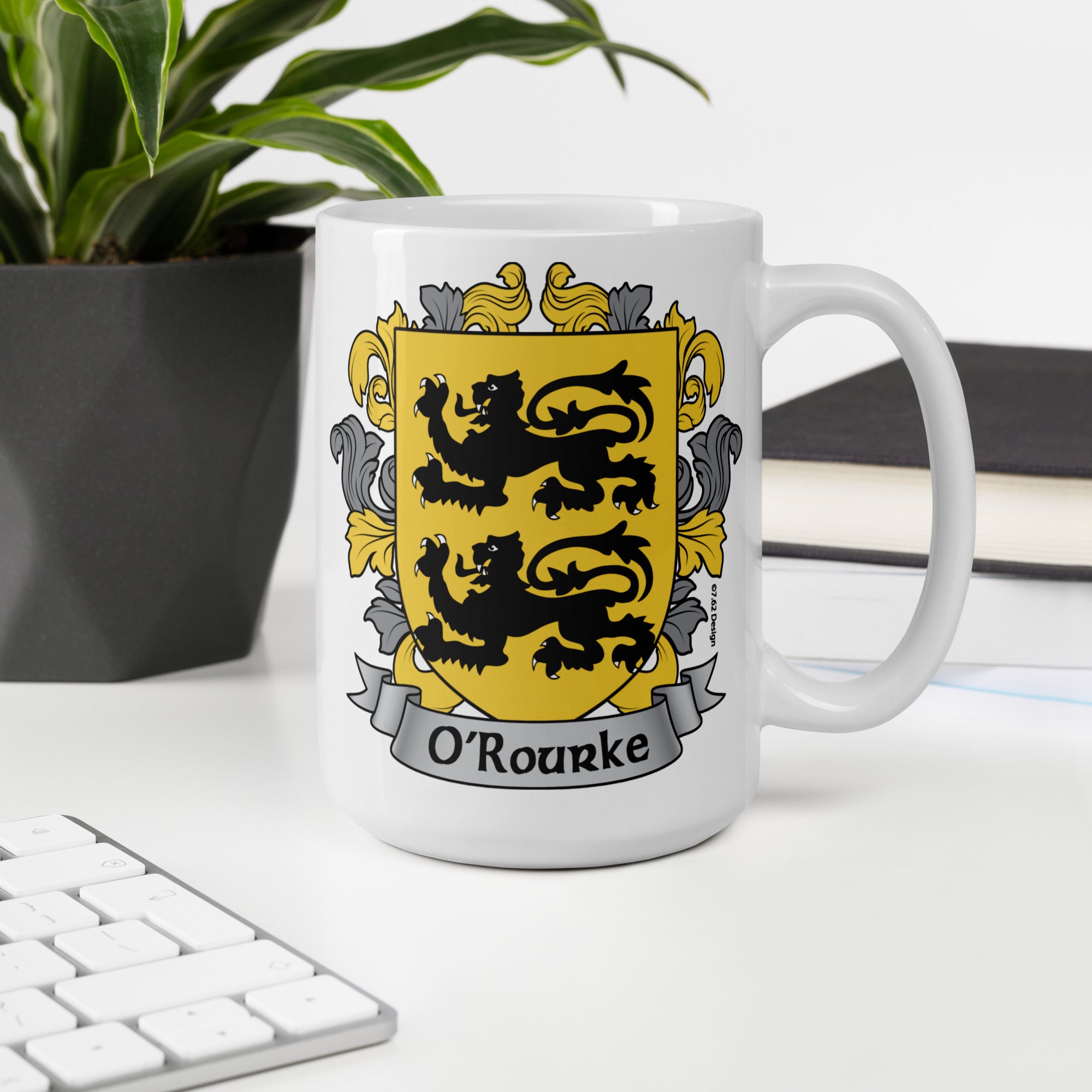 7.62 Design O'Rourke Irish Tazza Ceramica 15oz Stemma