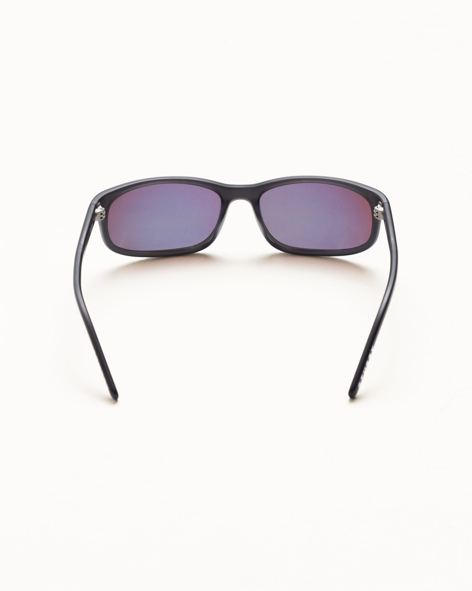 Stussy Julian Sunglasses occhiali Frost Black specchiati
