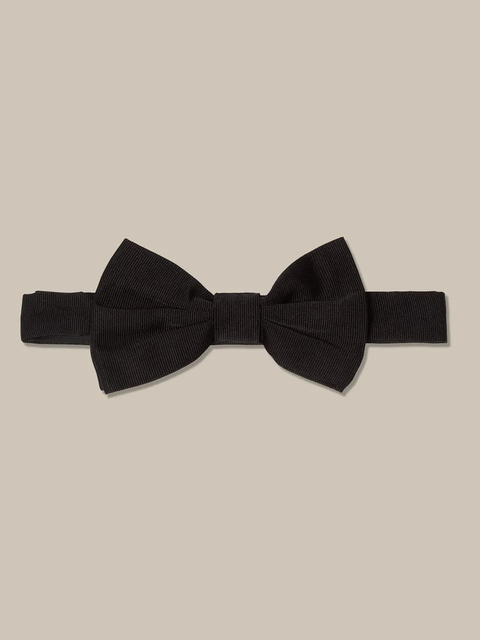 Robert Talbott Walter papillon seta nero pre-annodato