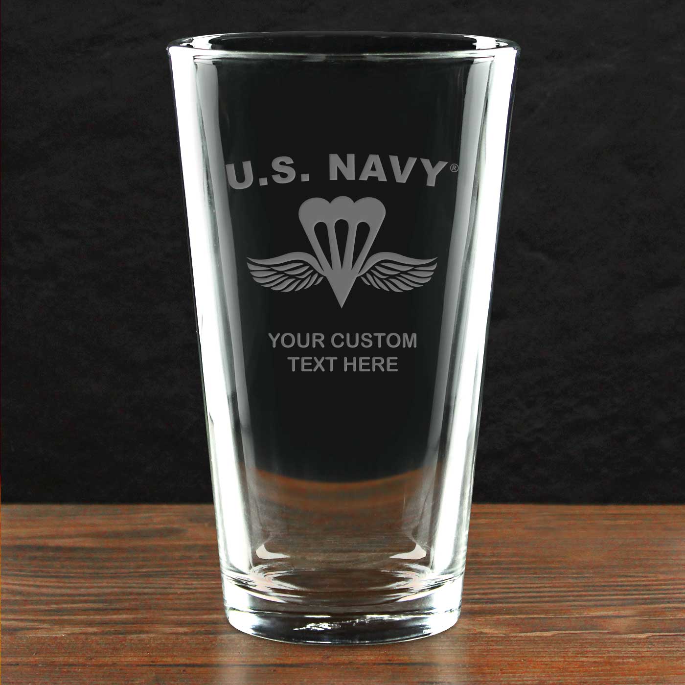 7.62 Design Navy Rate bicchiere pinta 473 ml inciso