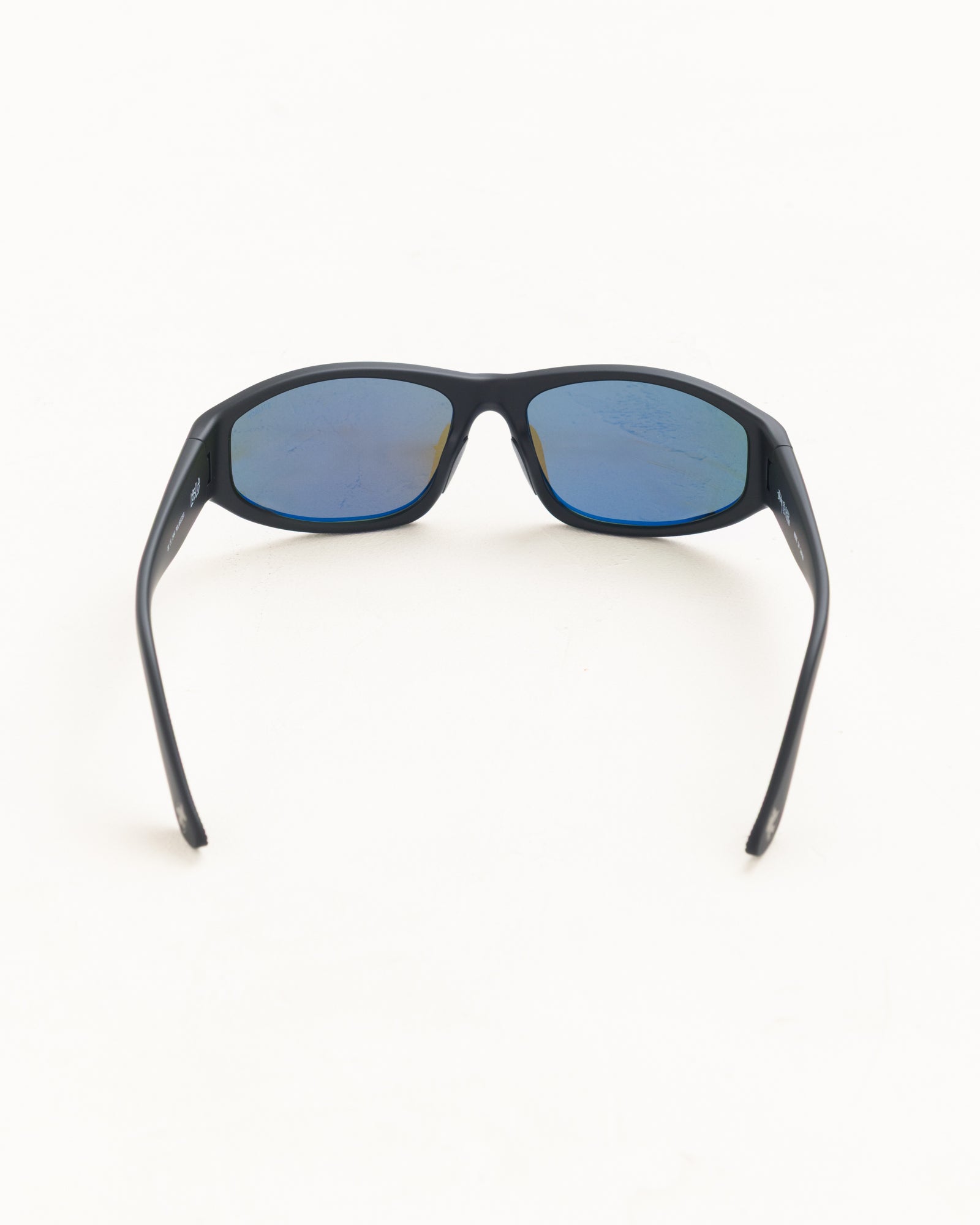 Stussy Leslie Sunglasses occhiali sole Matte Black polarizzati