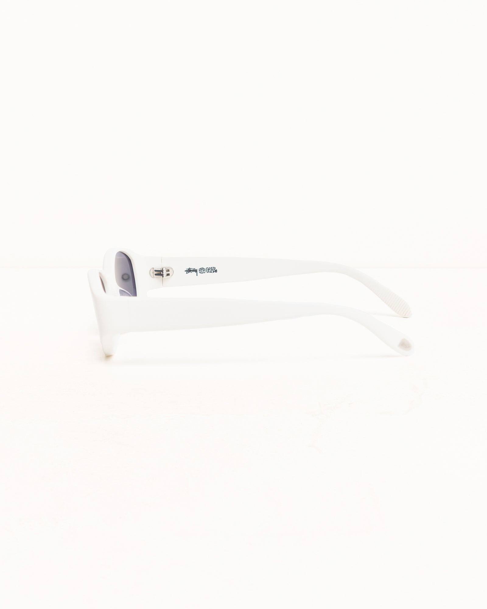 Stussy Roman Sunglasses occhiali bone protezione UV