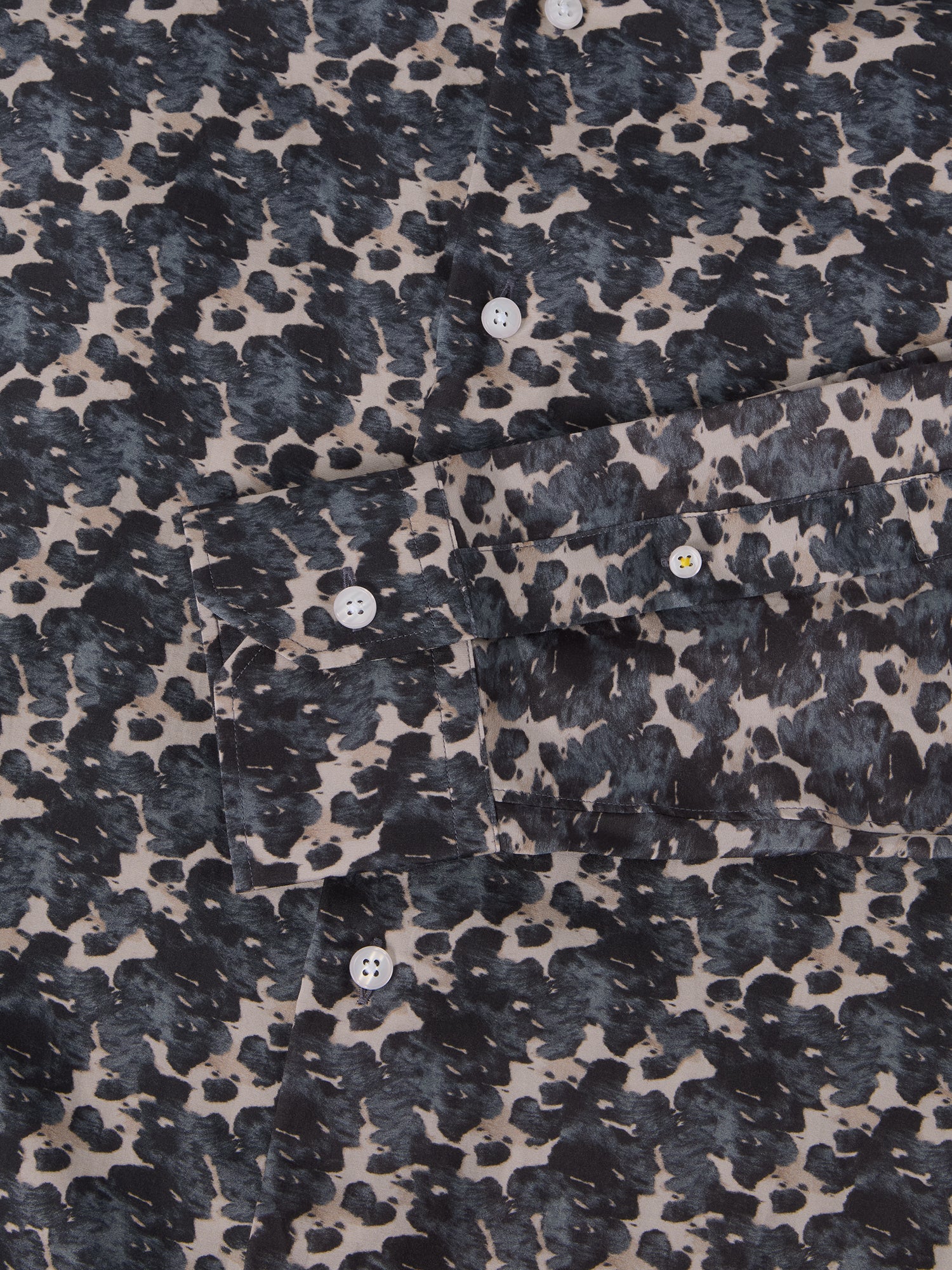 Robert Talbott Reynolds Camicia Seta Nero Fantasia Cow