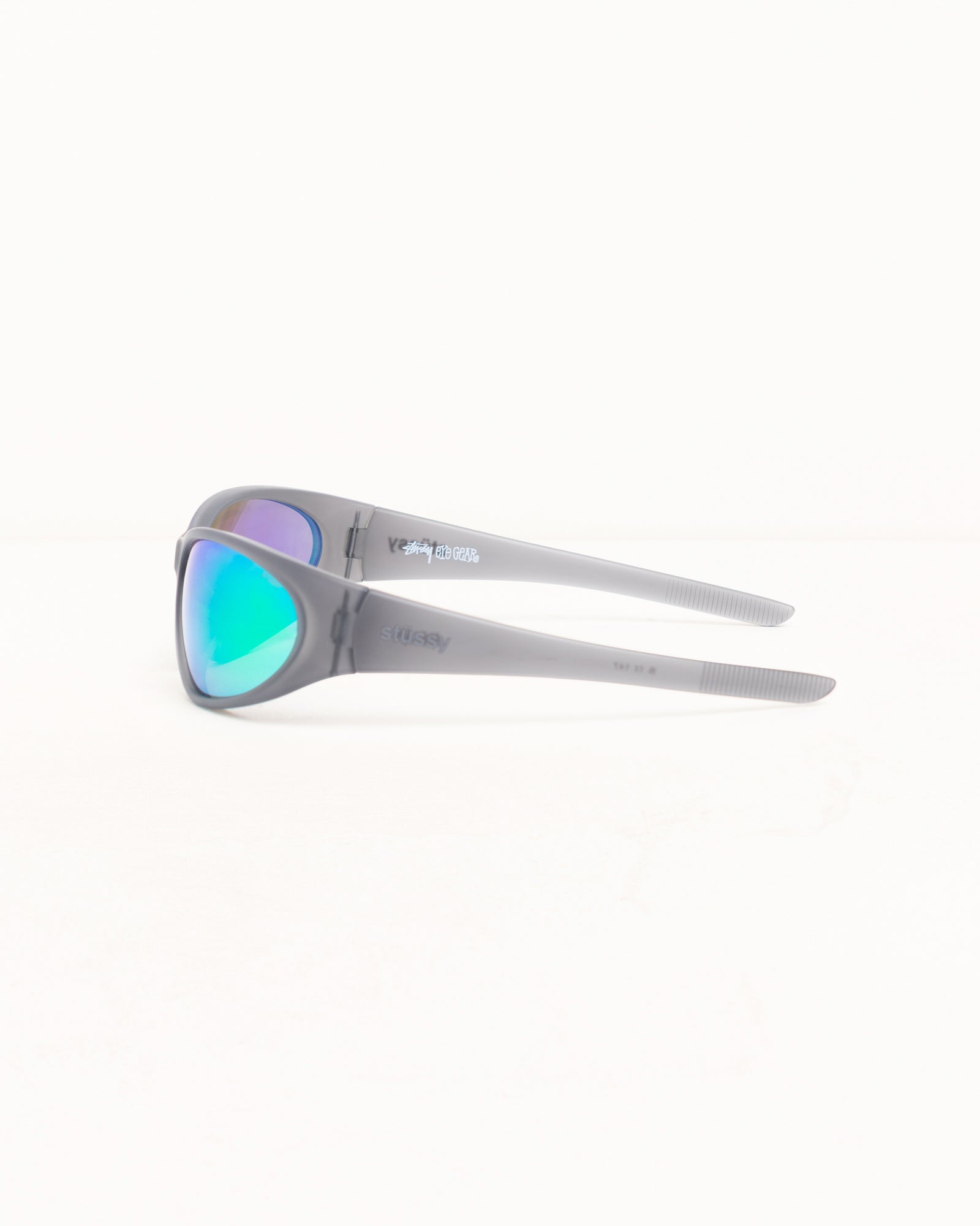 Stussy Adrian Sunglasses occhiali grigi lenti verdi