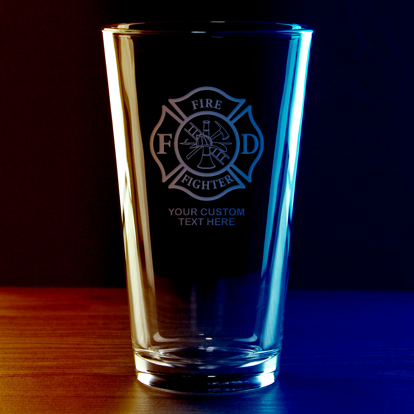 7.62 Design Drinkware bicchiere pompieri 16oz Maltese Cross inciso