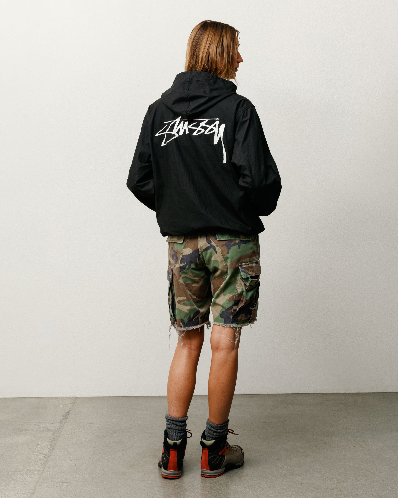 Stussy Outerwear Beach Shell giacca nera cotone cerato zip YKK