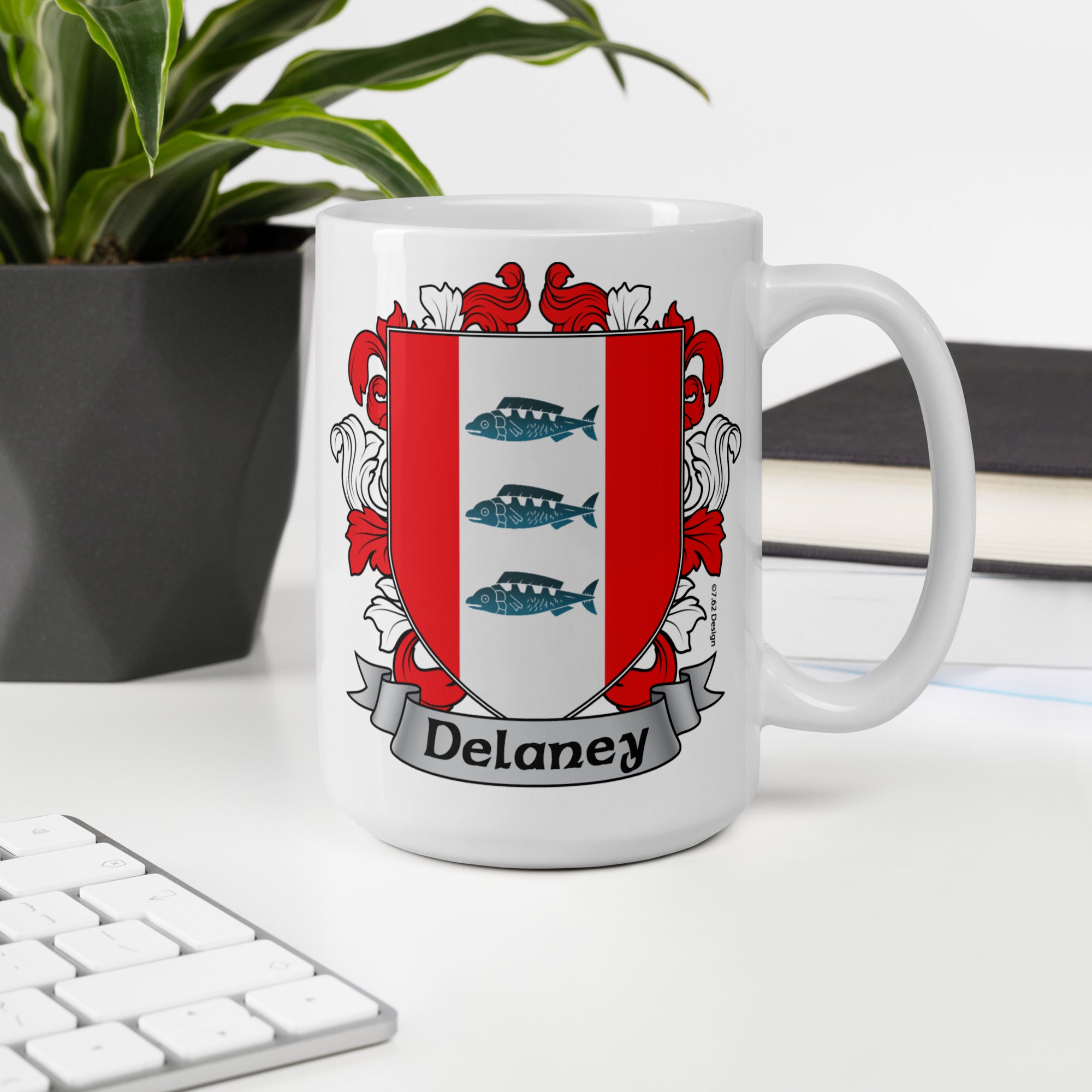 7.62 Design Delaney tazza ceramica 443 ml stemma irlandese