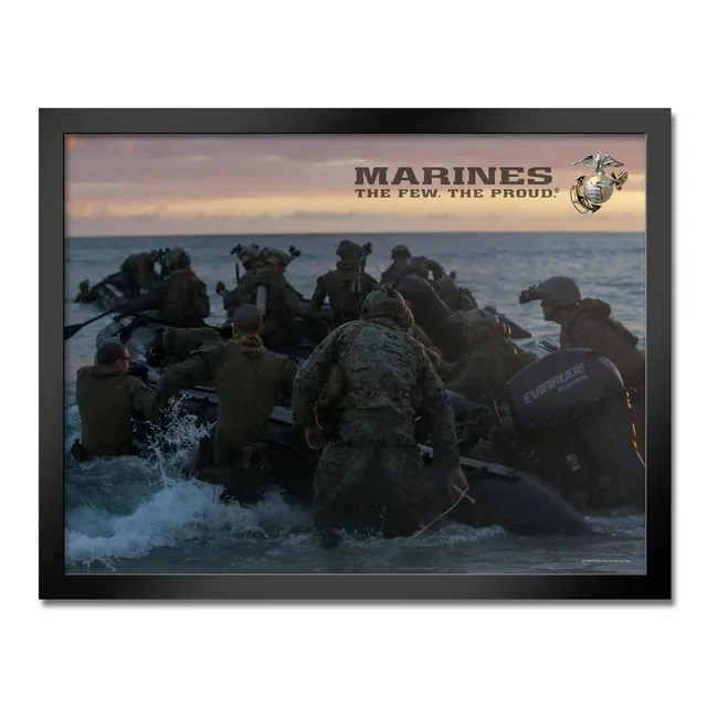 7.62 Design Marine Corps Boat Launch Stampa incorniciata 2 misure