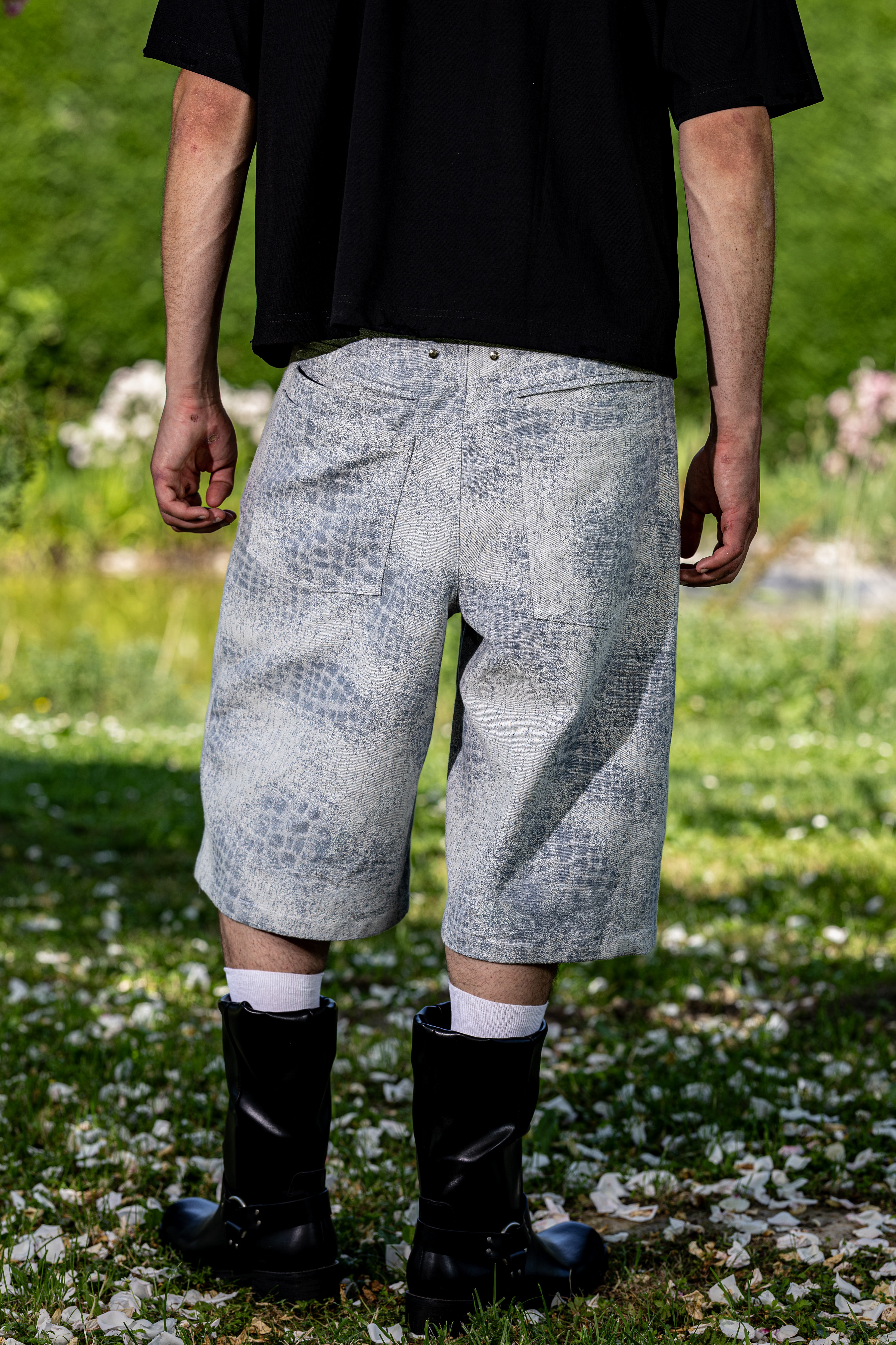 Tiat blue de sang Laser denim jorts bermuda blu