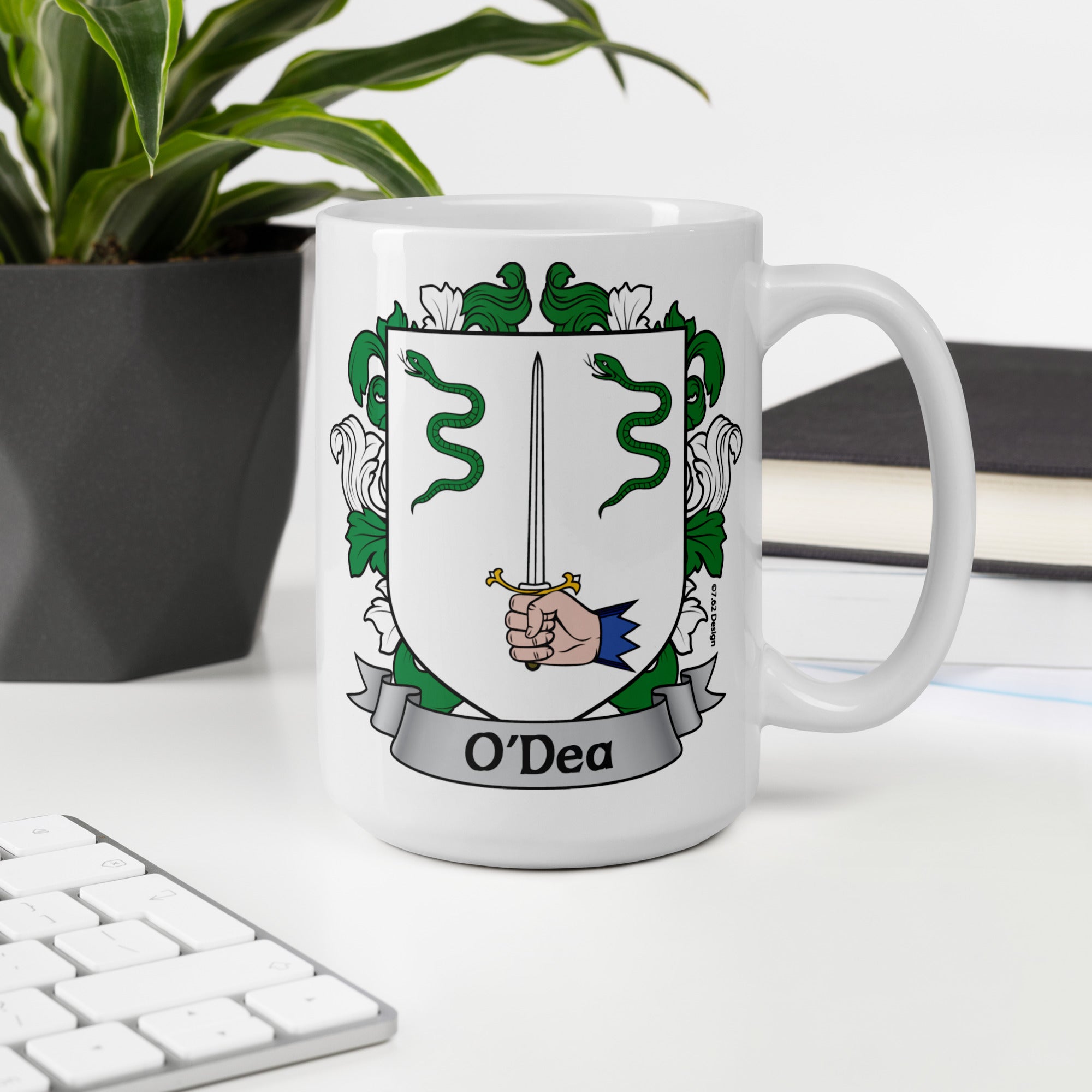 7.62 Design O'Dea Irish Tazza Ceramica 15oz Stemma