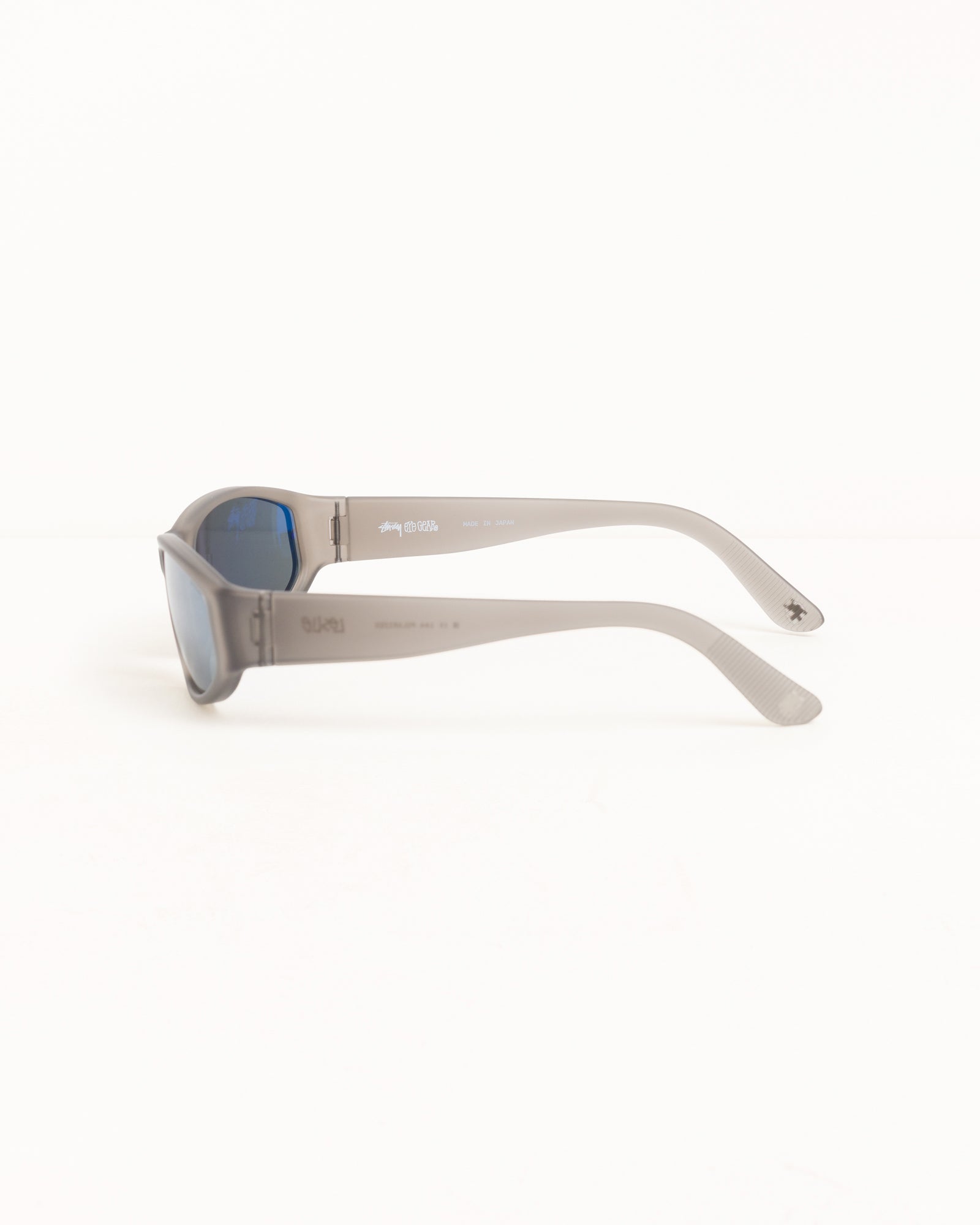 Stussy Leslie occhiali da sole frost grey specchiati polarizzati