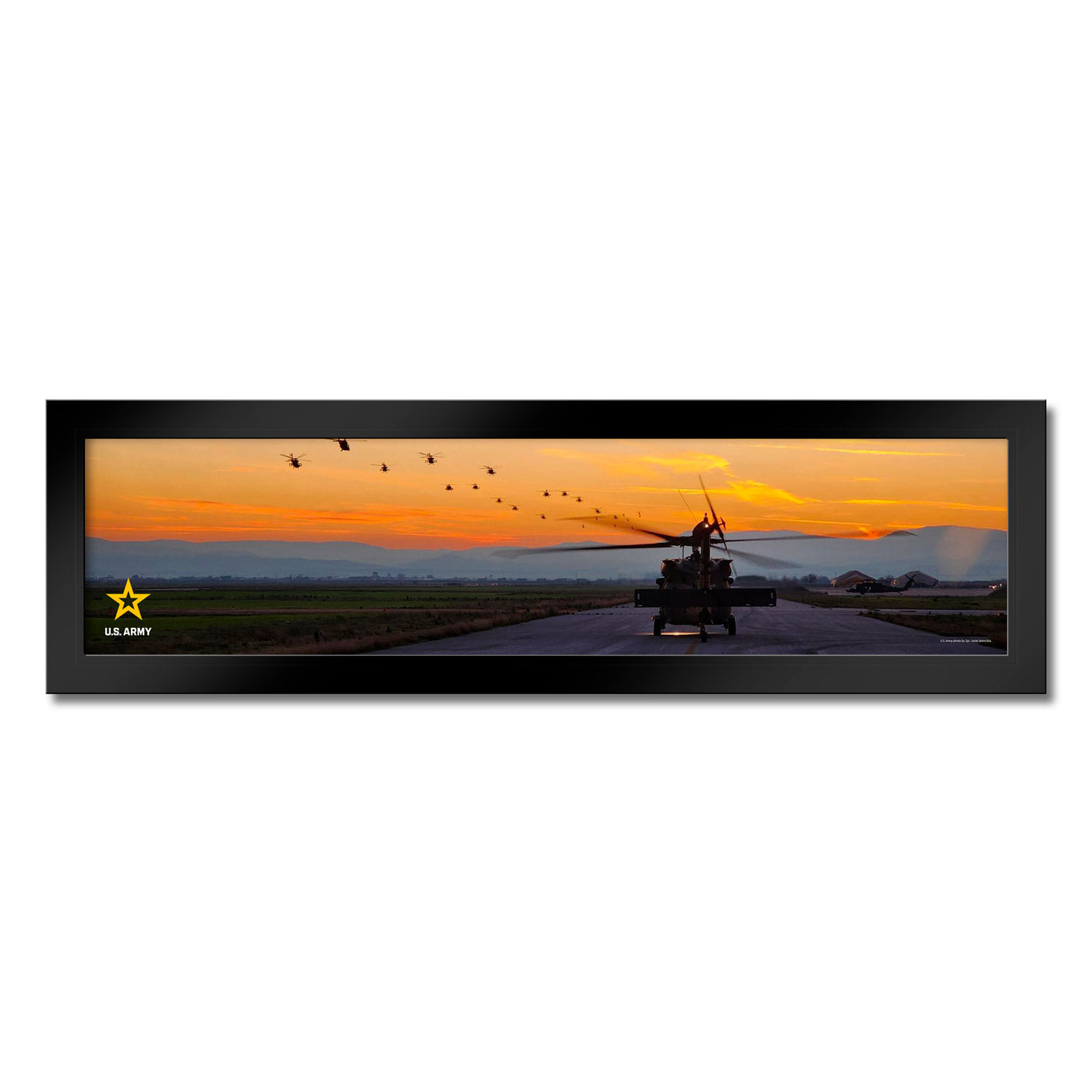 7.62 Design Army Helicopters Stampa incorniciata panoramica