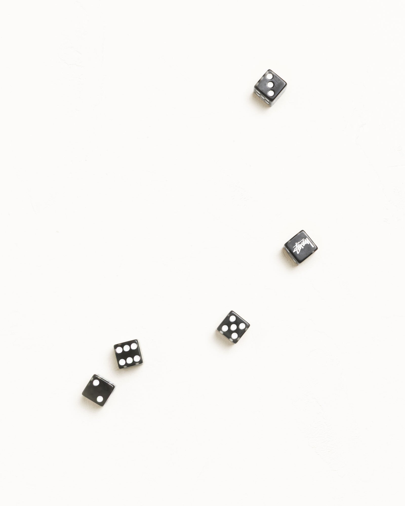 Stussy Dice Set dadi Black 5 pezzi resina con custodia