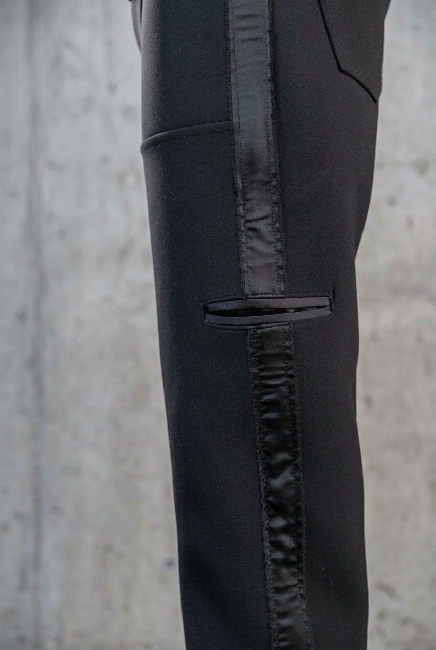 Tiat Occulta bellezza Void pantalone cotone doppiato